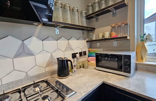 Chelmsford Apartment | Elegant Greenwich Apartment