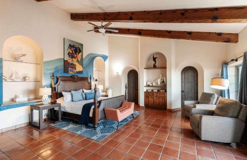 Campo de Golf Fonatur House | Elegant Hacienda Villa for 20, Ocean Views, Pool