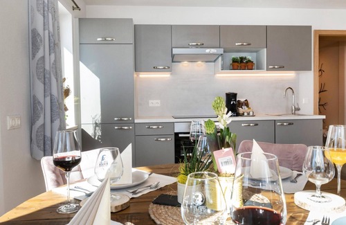 Oberau Apartment | Elegant holiday home, 400m to the ski bus