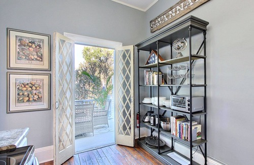 Dixon Park Apartment | Elegant Home Near Forsyth | Heated Pool Access