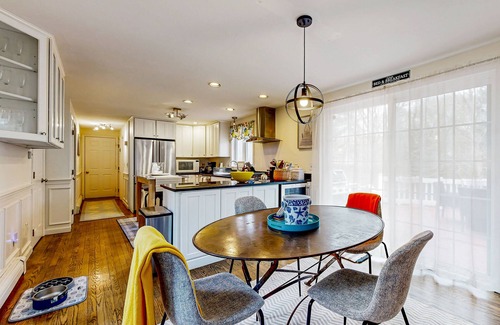 Sandwich House | Elegant home with backyard pool & firepit - near beaches, shopping, & golf