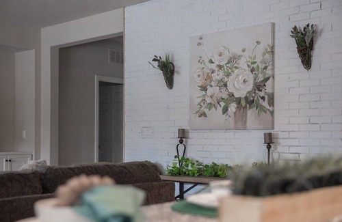 Clovis House | Elegant Home With Extraordinary Features
