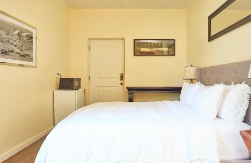 Trousdale Estates Apartment | Elegant Homestay Beverly Hills - 10mins To Rodeo Drive