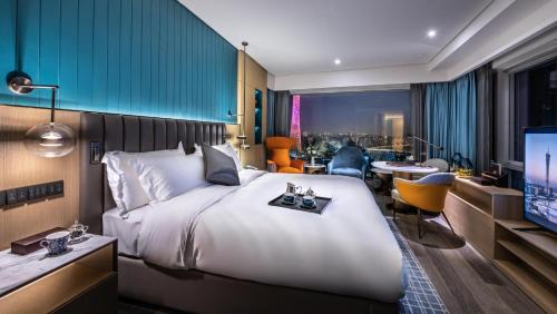 Zhujiang New Town Hotel | Elegant Hotel Guangzhou Zhujiang New Town Canton Tower- Free Shuttle Bus to Canton Fair Complex during Canton Fair period