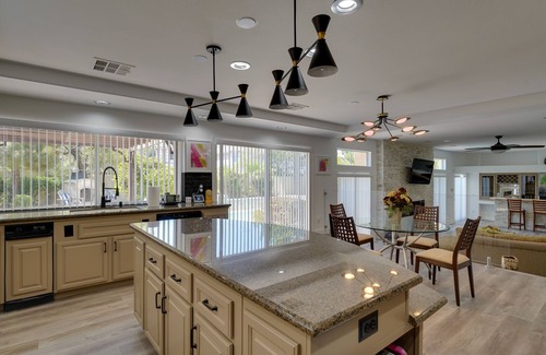 Enterprise House | Elegant Las Vegas Home w/Pool & Putting Green!