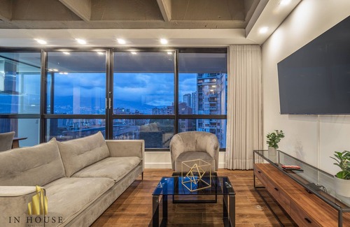 Lalinde Apartment | Elegant Loft with Pool/gym/sauna - Art Living 702