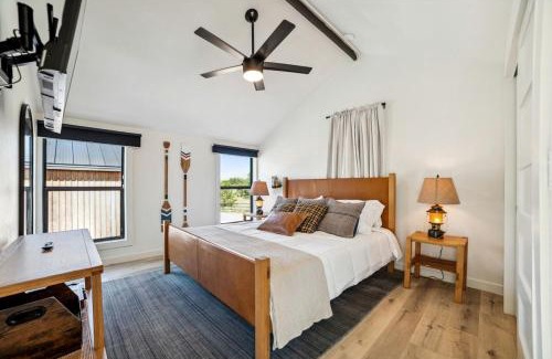 New Braunfels Ski Chalet | Elegant Modern A-Frame Surrounded by Nature in Texas