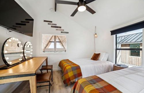 New Braunfels Ski Chalet | Elegant Modern A-Frame Surrounded by Nature in Texas