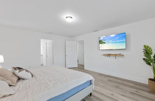 Mariner House | Elegant Newly Built Cape Coral Vacation Rental