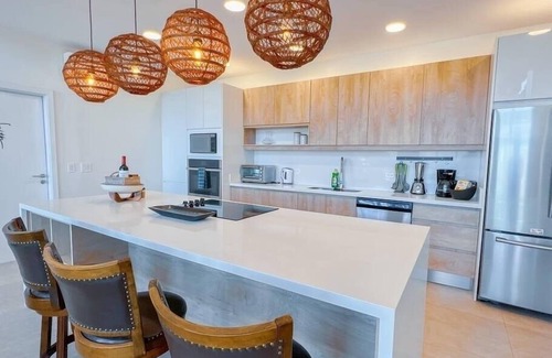 Jaco Apartment | Elegant Oceanview Penthouse - Steps from Jaco Beach & Nightlife