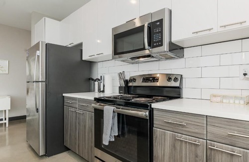 Downtown Kansas City Apartment | Elegant One Bedroom Condominium in the Heart of Downtown Kansas 901