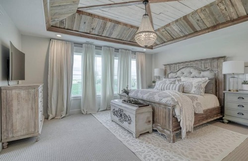 Rexburg House | Elegant Oxbow Farmhouse-Sleeps 20 (More pics soon)