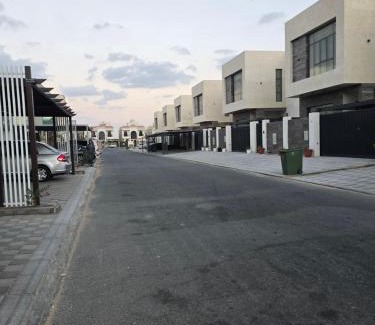 Ajman House | Elegant Room in Luxury Villa