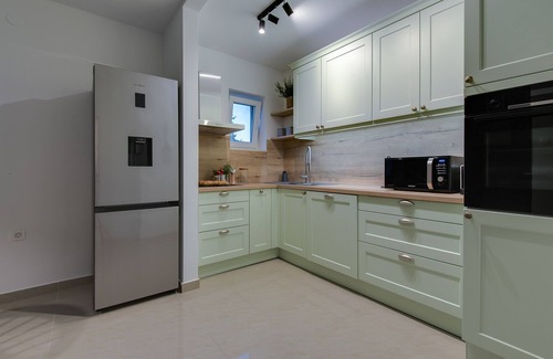 Volosko Apartment | Elegant Sea-View Apartment with Spacious Balcony, Steps from the Adriatic