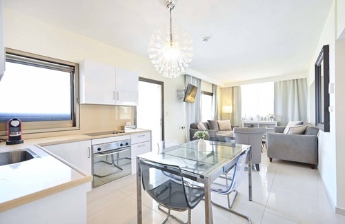 Tel Aviv Apartment | Elegant Sea View at Orchid Hotel by HolyGuest