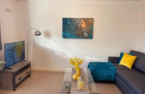Oxford Apartment | Elegant Serviced Apartment with Parking in Oxford