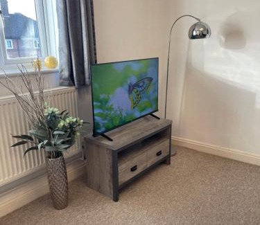 Oxford Apartment | Elegant Serviced Apartment with Parking in Oxford