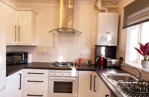 Oxford Apartment | Elegant Serviced Apartment with Parking in Oxford
