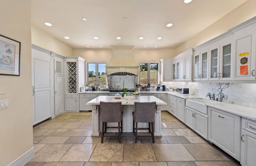 Central Malibu House | Elegant spacious Italian Villa in Western Malibu