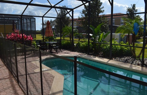 West Kissimmee House | Elegant, Spacious Townhome within 4 Miles to Walt Disney World