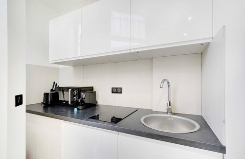 Epinettes Apartment | Elegant Studio - 2P - Place Pigalle