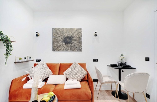 Epinettes Apartment | Elegant Studio - 2P - Place Pigalle