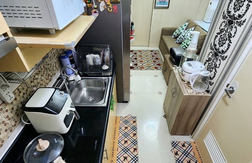 Santo Cristo Apartment | Elegant Studio @ Grass Residences 1-5 persons only, Quezon City