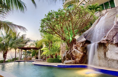 Boca de Tomatlan House | Elegant Suite With Beach View