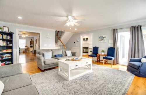 Tybee Island House | Elegant Tybee Island Townhome, Steps to Beach