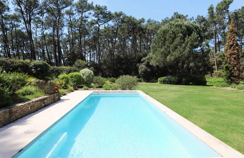 Bourgenay Villa | Elegant Villa for 10 with Pool in the heart of an ocean-view setting