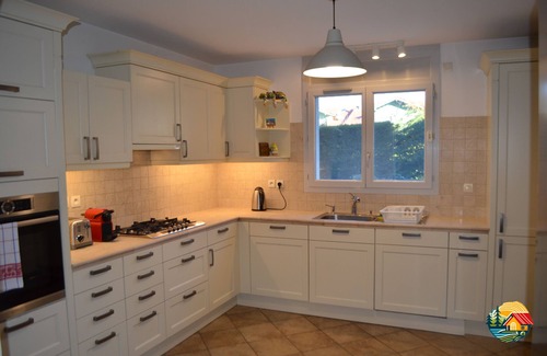 Etrembieres Villa | Elegant Villa close to Geneva city center- 4 bedrooms - full kitchen - free park