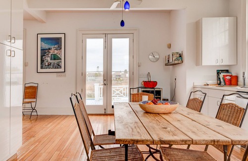 Water Mill House | Elegant Watefront home with Oversized Gunite Heated Pool, Tennis, Living.