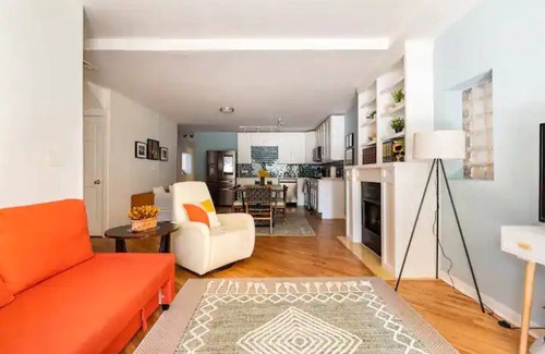 Wicker Park Condo | Elegant Wicker park condo ! Walking distance to train and restaurants