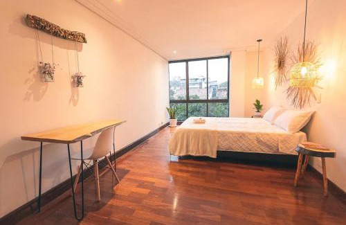 Astorga Apartment | Elegante habitación baño compartido en Poblado -A7