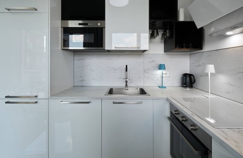 Desenzano del Garda Villa | ELEGANTE VILLA, STRUTTURA NUOVA E MODERNA. A POCHI PASSI DAL CENTRO