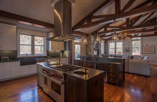 Telluride Apartment | Element 52, Auberge Collection