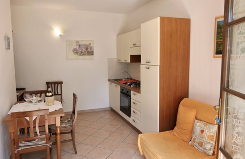 Montescudaio Cottage | Elena cottage, ground floor, WIFI, barbecue, fenced garden, parking.