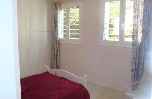 Rafina-Pikermi Apartment | Elena's Holiday Home