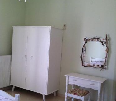 Arillas Resort | Eleni Apartments