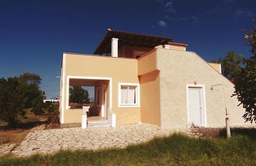 Almiros Beach House | Eleni