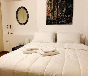 Kypseli Apartment | Elenis Athens Apartment