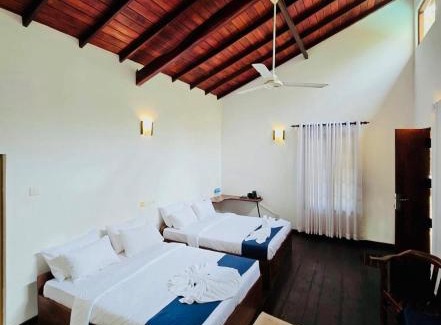 Habarana Hotel | Elephant Bath Hotel