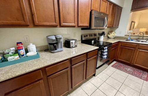 Tuscaloosa Condo | Elephant's Den - Book Now!