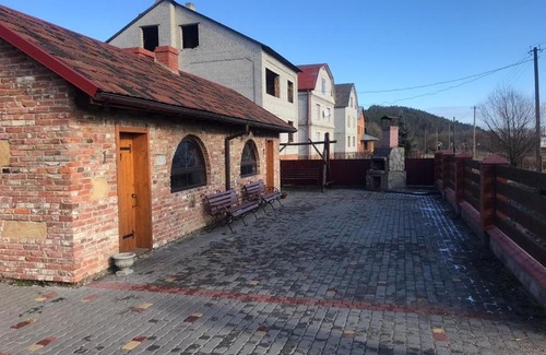 Stary Sambor Hotel | Elephant