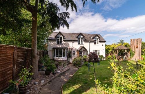 Malvern House | Eleri Cottage