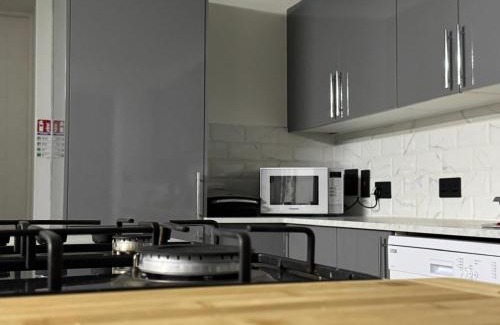 West Thurrock House | Elevate your stay with Sai home