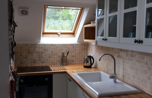 Dartmouth Apartment | Elevated apartment with Superb Views up the beautiful River Dart. Sleeps 4