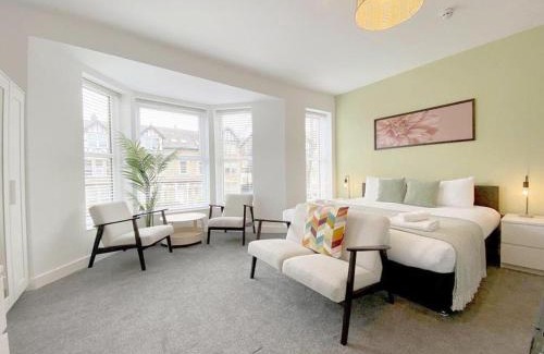 Harrogate Hotel | Eleven on Dragon - Boutique Hotel Rooms & Studio Apartment