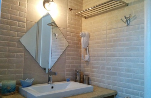 Neo Itilo Apartment | Elezar "Helios" sea view apartment, Mani Peninsula, Greece