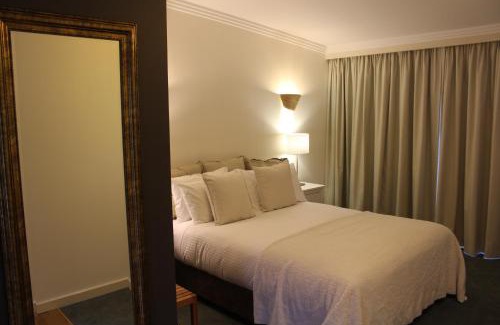 Pokolbin House | Elfin Hill Vineyard Accommodation